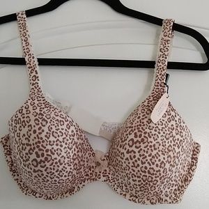 Set of 2 Victoria's Secret bras